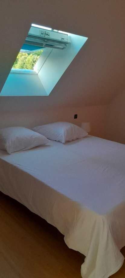 Gite La Belle Etoile - Paray-Le-Monial Εξωτερικό φωτογραφία
